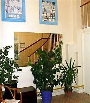 Trianon 주앙레핑