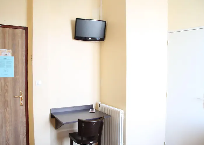 Готель Trianon